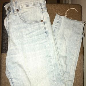 Uniqlo cropped jeans Size 23 inch
